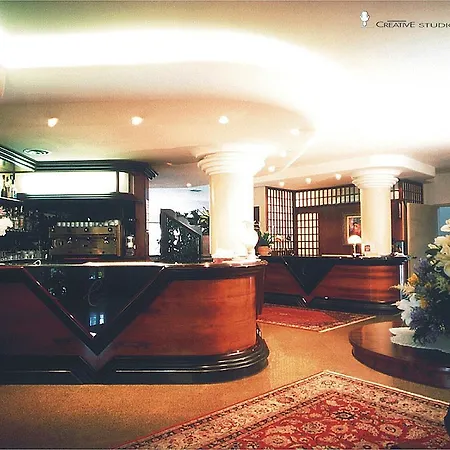 Cavour 3* Bottanuco