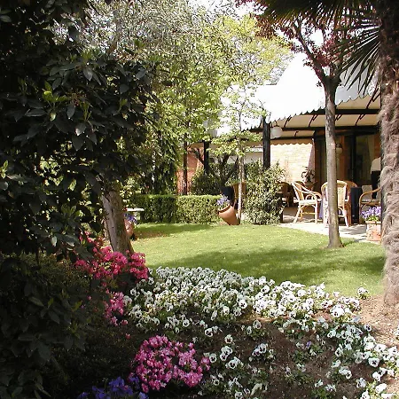 Cavour 3* Bottanuco